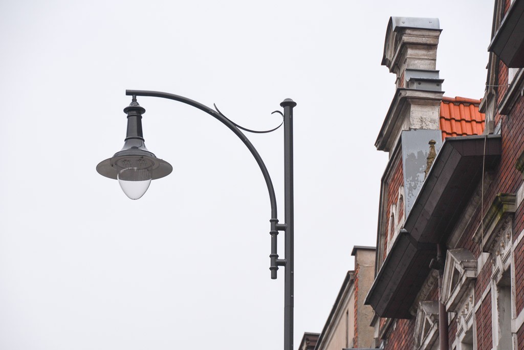 Nowy chodnik i nowe latarnie na Komuny Paryskiej