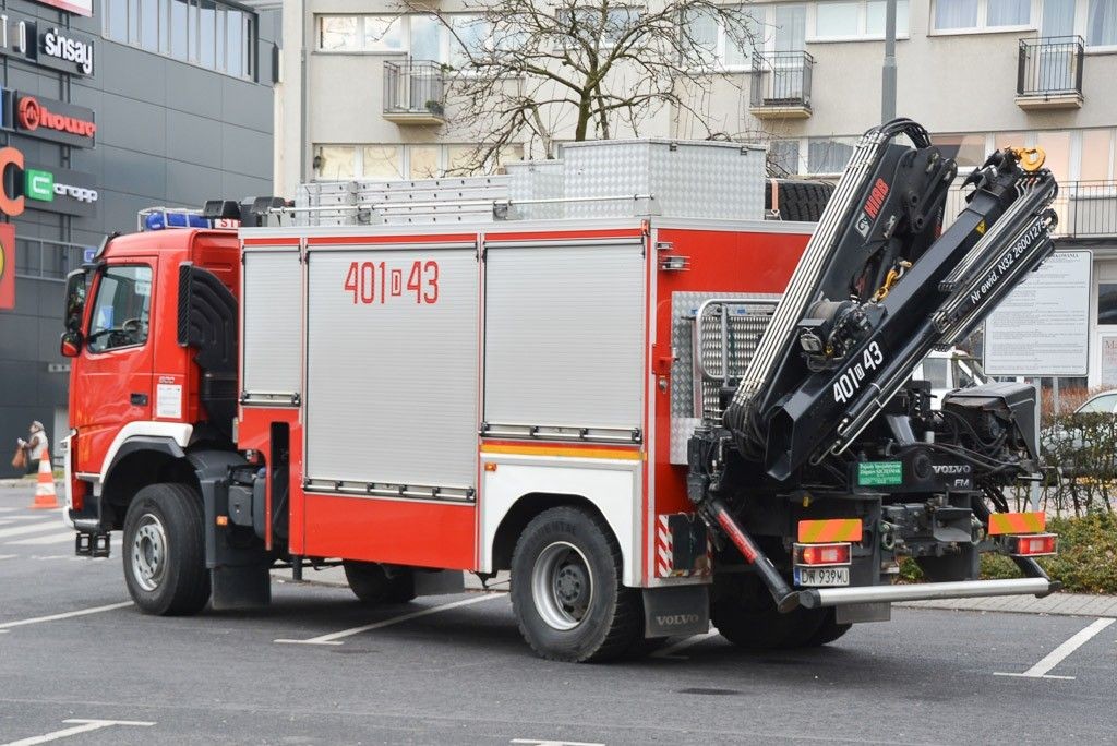 Debata o bezpieczeństwie w kinie Forum BOK – MCC i pokaz działania straży pożarnej na pl. Piłsudskiego w Bolesławcu