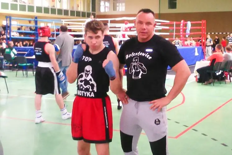 Boksowali dla Huberta, który uległ ciężkiemu wypadkowi na Jagiellonów