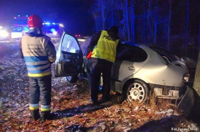 Wypadek pod Trzebieniem. Jedna osoba ranna