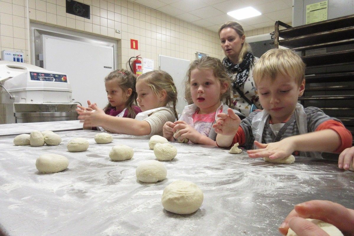 Sześciolatki z Tomaszowa odwiedziły Carrefour Bolesławiec
