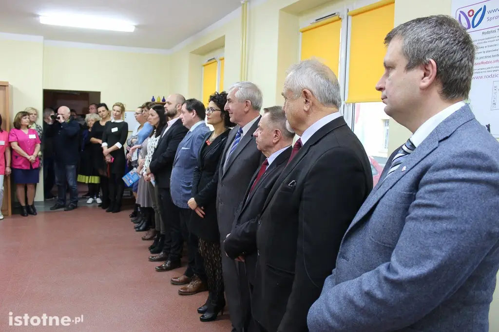 Szpital powiatowy: Dział Fizjoterapii otwarty