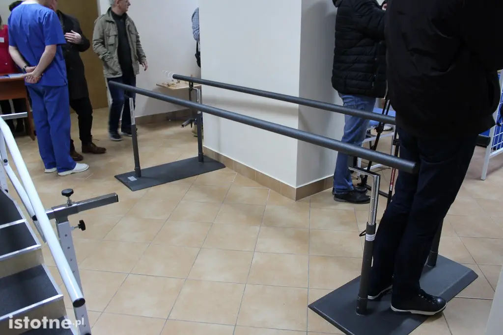 Szpital powiatowy: Dział Fizjoterapii otwarty