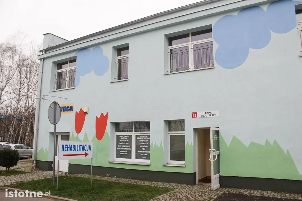 Szpital powiatowy: Dział Fizjoterapii otwarty