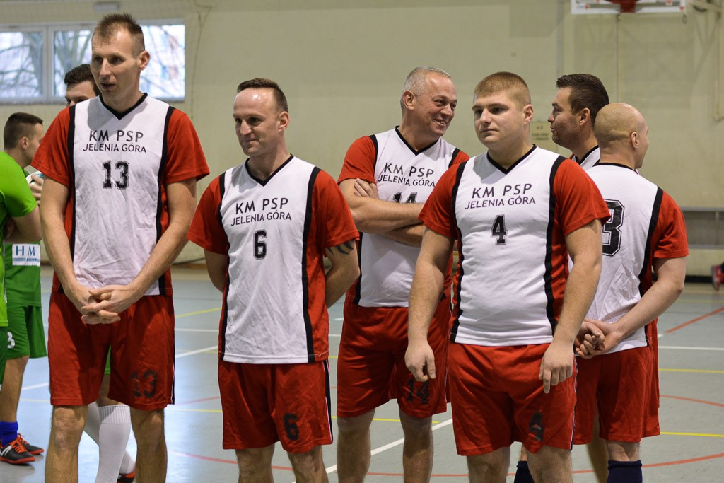 19 Mikołajkowy Turniej Halowej Piłki Nożnej Straży Pożarnych w I LO w Bolesławcu