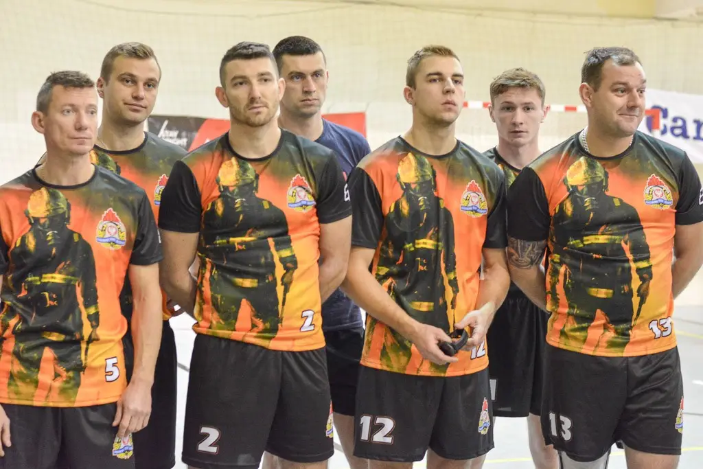 19 Mikołajkowy Turniej Halowej Piłki Nożnej Straży Pożarnych w I LO w Bolesławcu