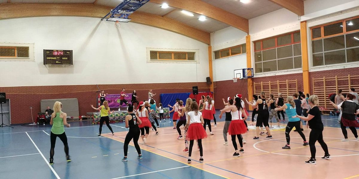Pierwszy Mikołajkowy Maraton Zumba Fitness – nakarm zwierzaka za nami