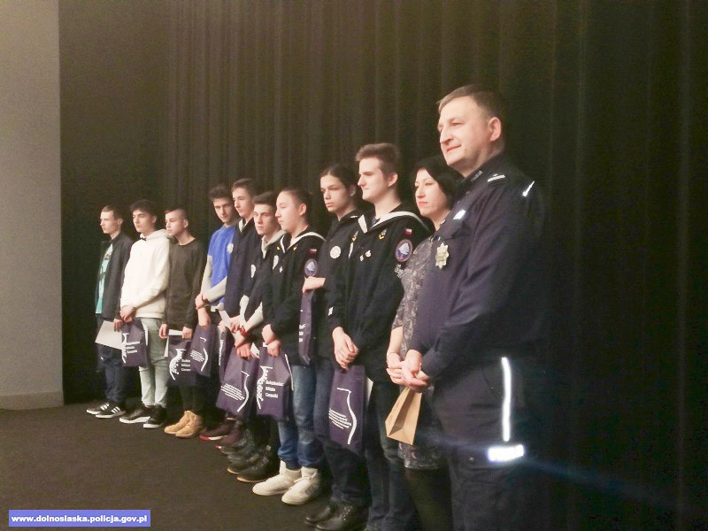 II Prywatne Gimnazjum bezkonkurencyjne w policyjnym konkursie filmowym