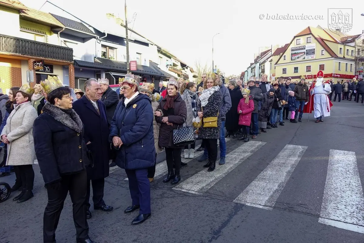 Orszak Trzech Króli przeszedł ulicami Bolesławca