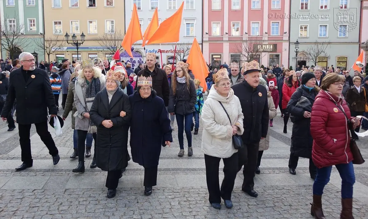 Orszak Trzech Króli przeszedł ulicami Bolesławca
