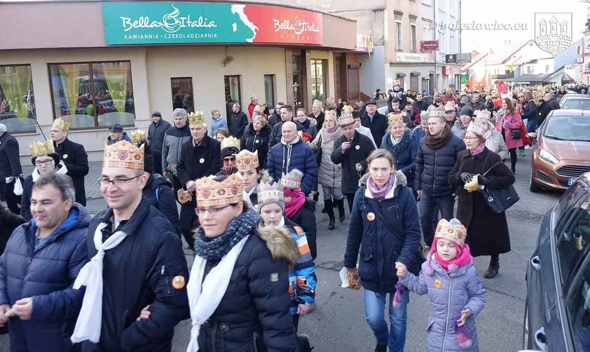 Orszak Trzech Króli przeszedł ulicami Bolesławca