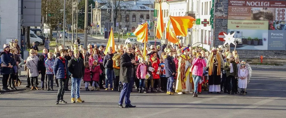 Orszak Trzech Króli przeszedł ulicami Bolesławca