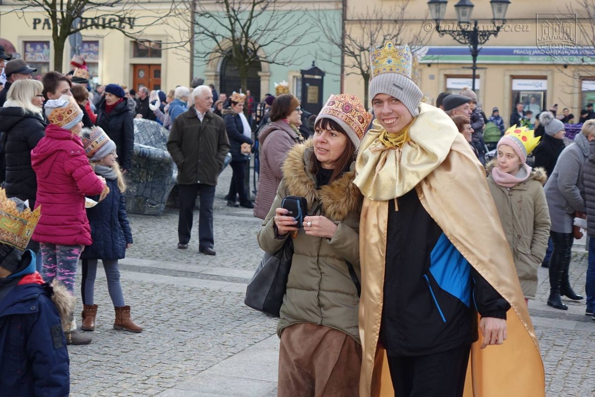 Orszak Trzech Króli przeszedł ulicami Bolesławca