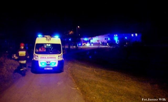 Pożar domu w Starych Jaroszowicach. Jedna osoba ranna