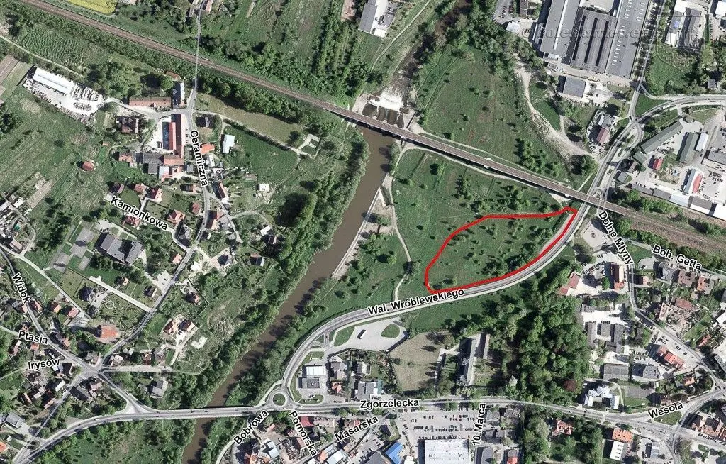 Pumptrack, skatepark i ścianka wspinaczkowa koło wiaduktu. Rusza budowa