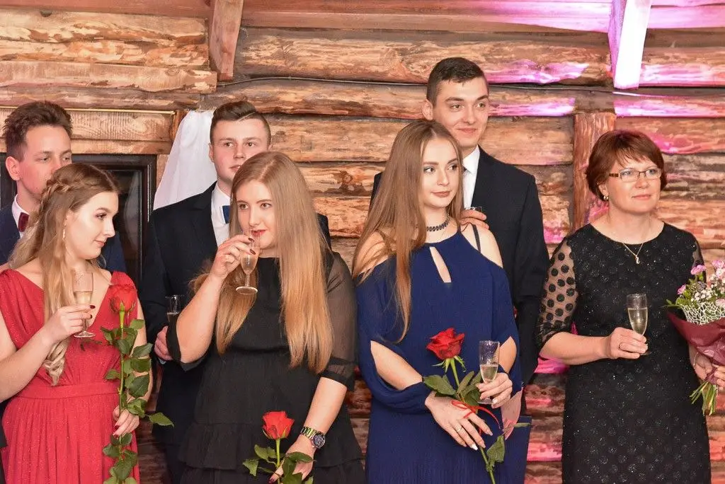 Studniówka uczniów Zespołu Szkół Elektronicznych w Bolesławcu