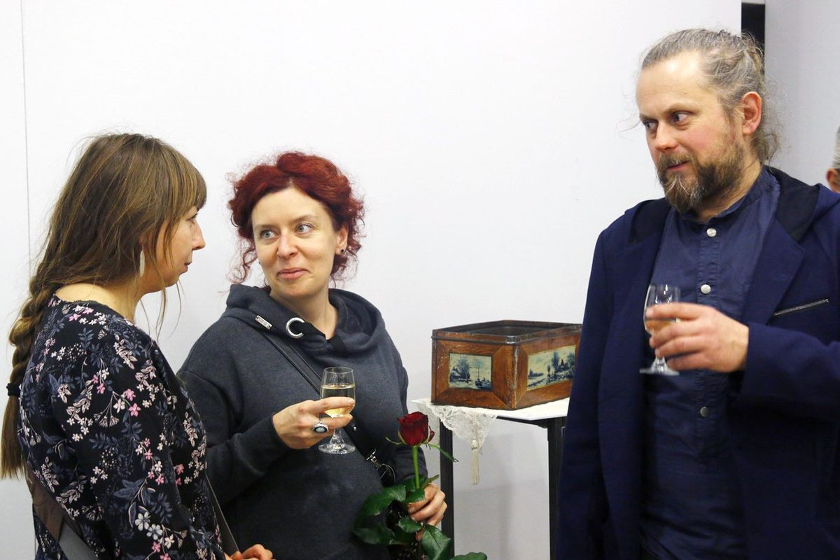 Rzeźby z pleneru ceramicznego 2012-2017 w legnickim BWA