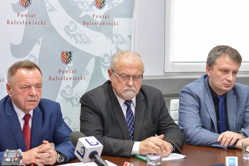 Powiat zamierza stworzyć grupę wsparcia dla kobiet doświadczających przemocy