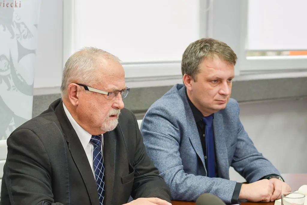 Parking przy starostwie będzie płatny? „To jest nieuniknione”