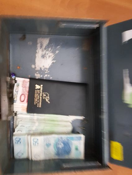 Para dilerów wpadła z dużą ilością dragów