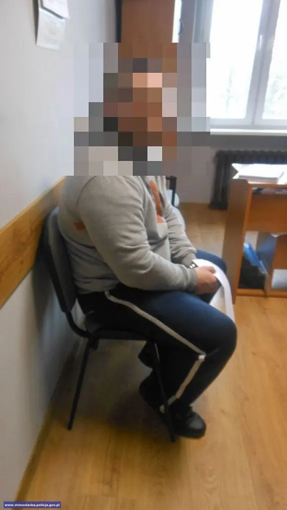 Napadli na salon gier w Gromadce. Cała piątka tymczasowo aresztowana