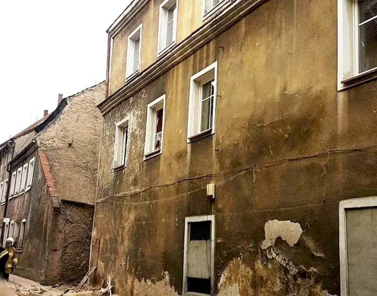 Wybuch gazu w kamienicy, zawaliły się dwie kondygnacje