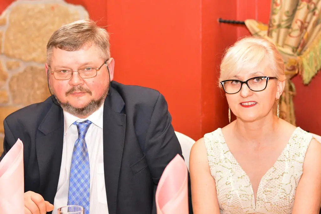 Studniówka uczniów Zespołu Szkół Handlowych i Usługowych w Bolesławcu w Pałacu Brunów (powiat lwówecki)