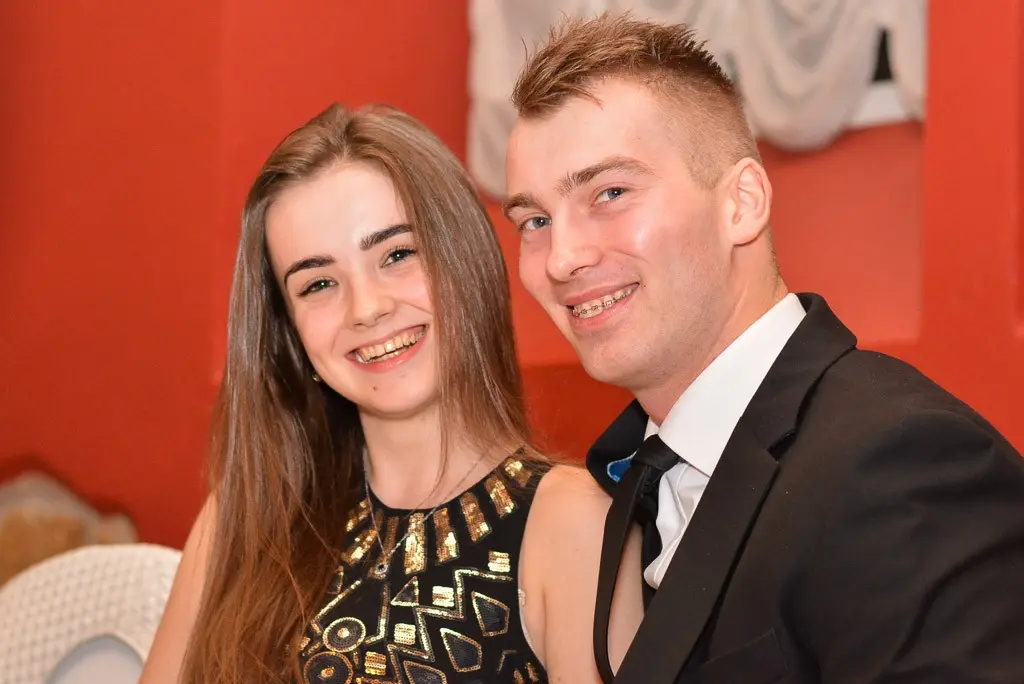 Studniówka uczniów Zespołu Szkół Handlowych i Usługowych w Bolesławcu w Pałacu Brunów (powiat lwówecki)