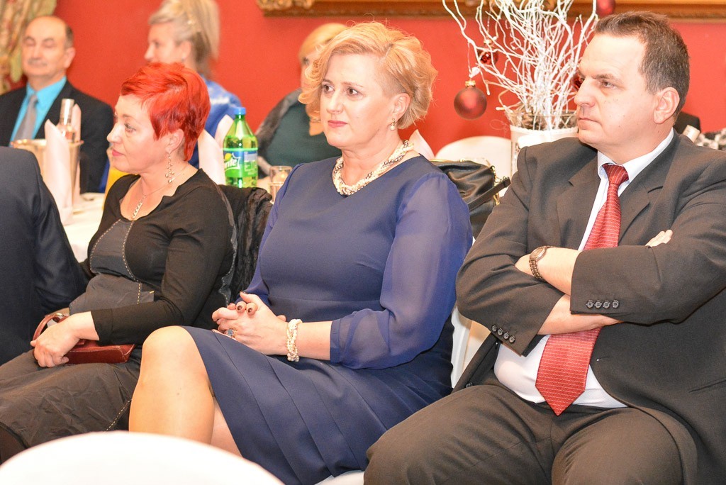 Studniówka uczniów Zespołu Szkół Handlowych i Usługowych w Bolesławcu w Pałacu Brunów (powiat lwówecki)