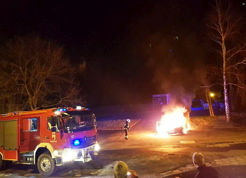 Na Gdańskiej spłonął Volkswagen Golf