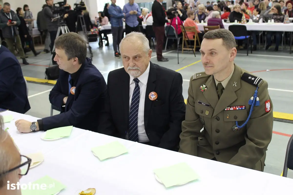 Trwa 18 Opłatek Integracyjny osób niepełnosprawnych