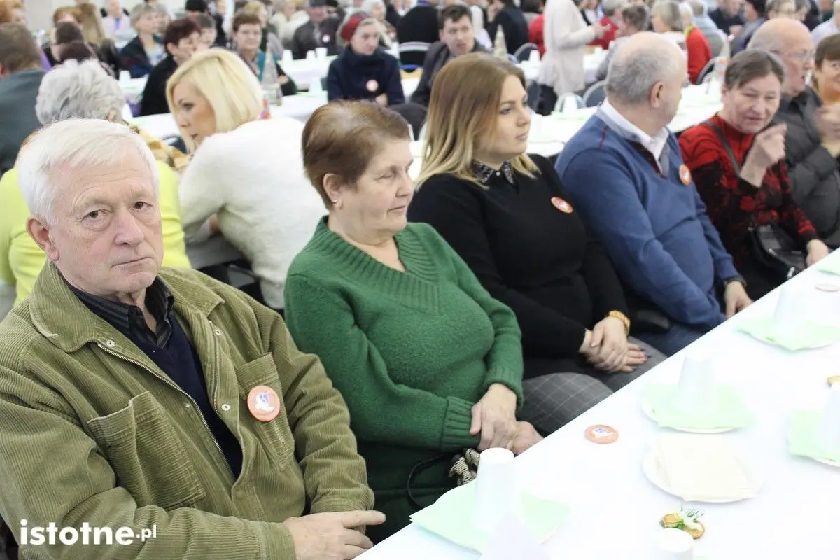 Trwa 18 Opłatek Integracyjny osób niepełnosprawnych