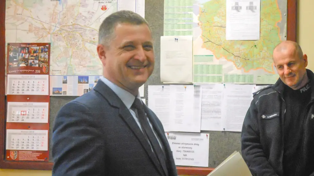 Szef policji w Nowogrodźcu Adam Frączek idzie na emeryturę