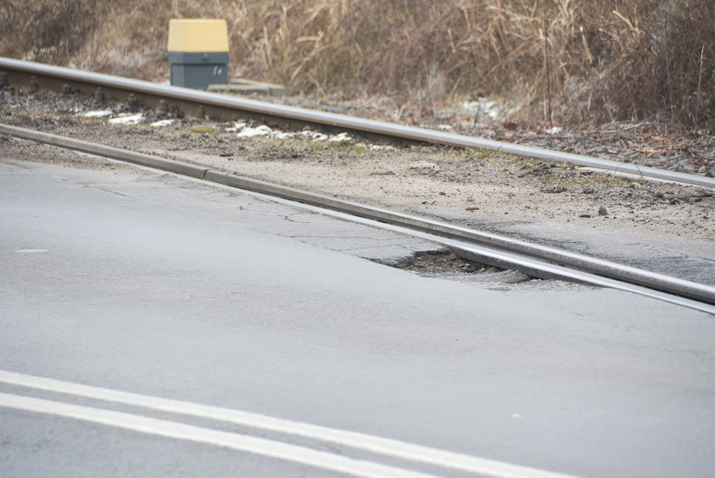 Niebezpiecznie przy Cieszkowskiego. Wyrwy kontratakują!