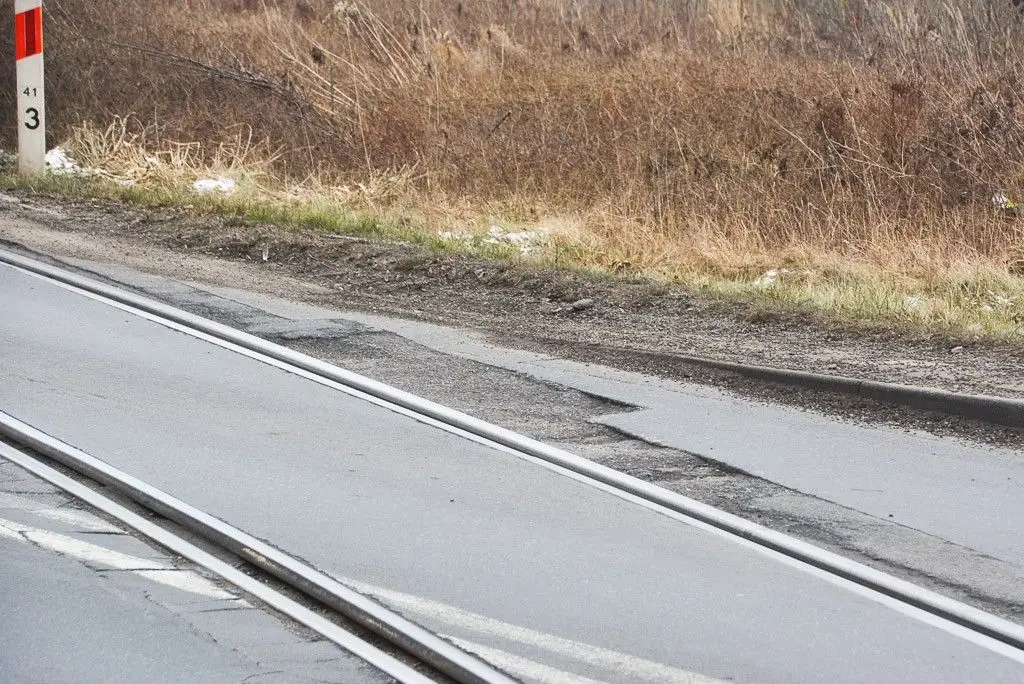 Niebezpiecznie przy Cieszkowskiego. Wyrwy kontratakują!