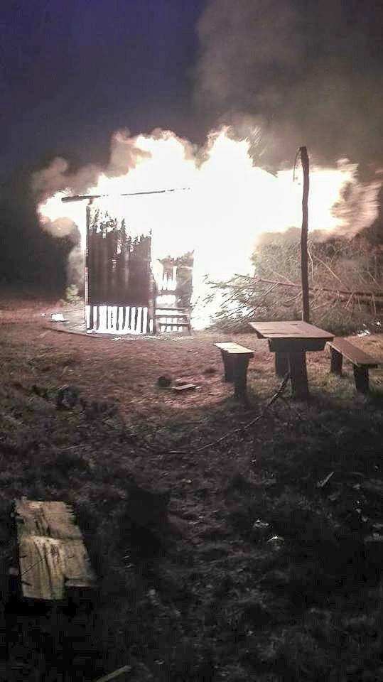 Cztery pożary w gminie Osiecznica. Trzy podpalenia