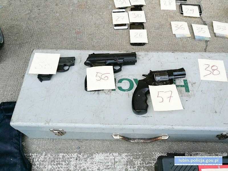 Paser wpadł z łupami wartymi ponad 10 tys. zł