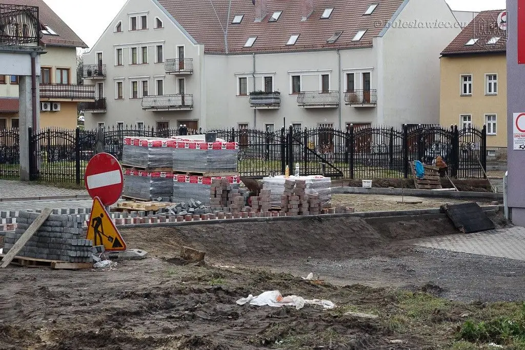 Będzie droga wewnętrzna Łokietka-Piaskowa, parking i plac zabaw