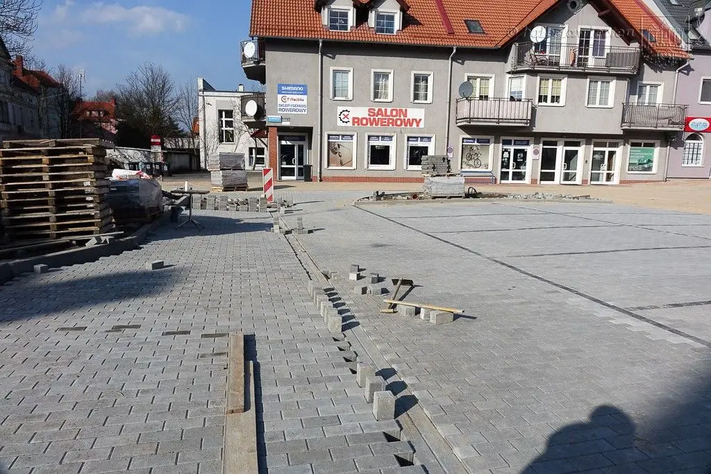 Będzie droga wewnętrzna Łokietka-Piaskowa, parking i plac zabaw