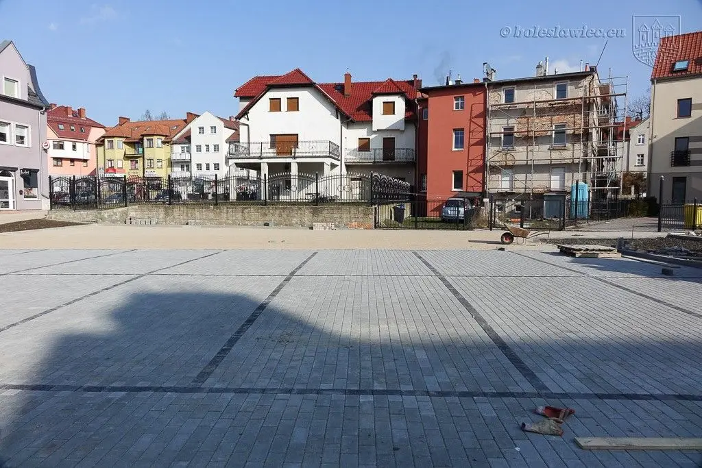 Będzie droga wewnętrzna Łokietka-Piaskowa, parking i plac zabaw
