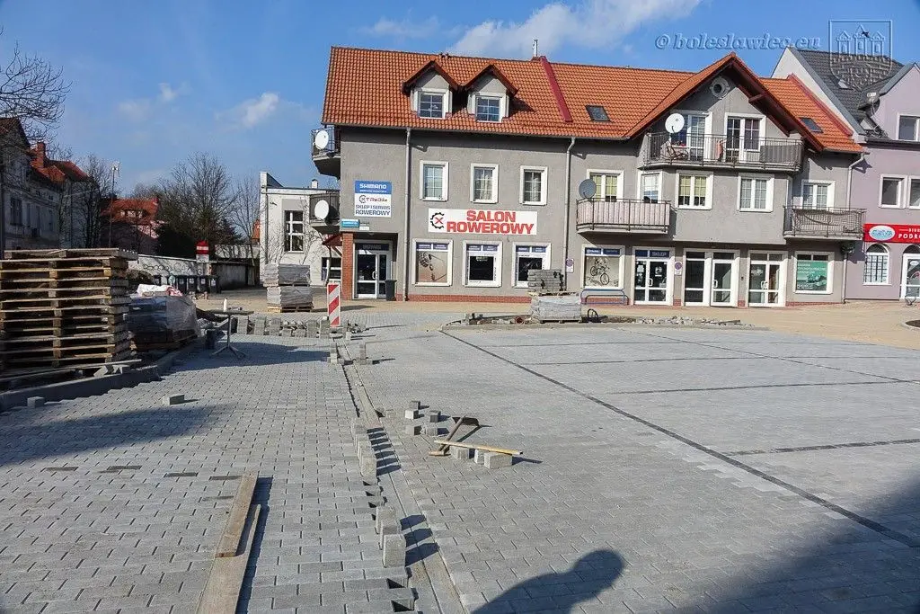 Będzie droga wewnętrzna Łokietka-Piaskowa, parking i plac zabaw