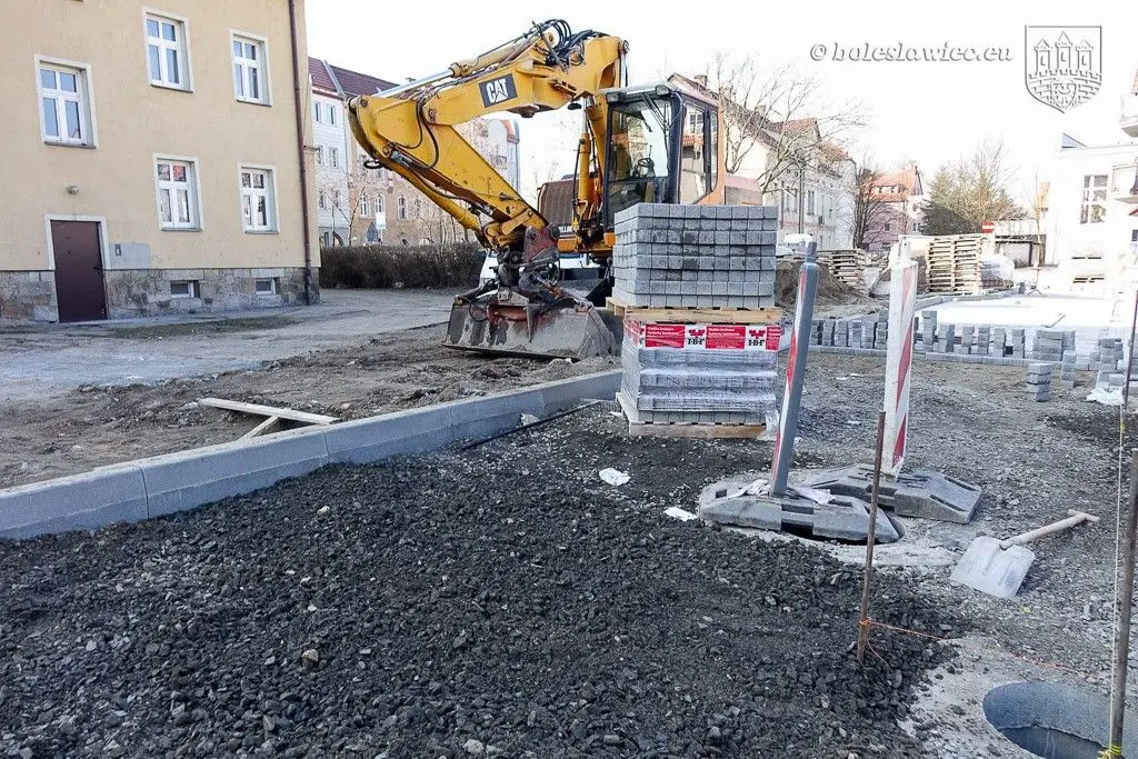 Będzie droga wewnętrzna Łokietka-Piaskowa, parking i plac zabaw
