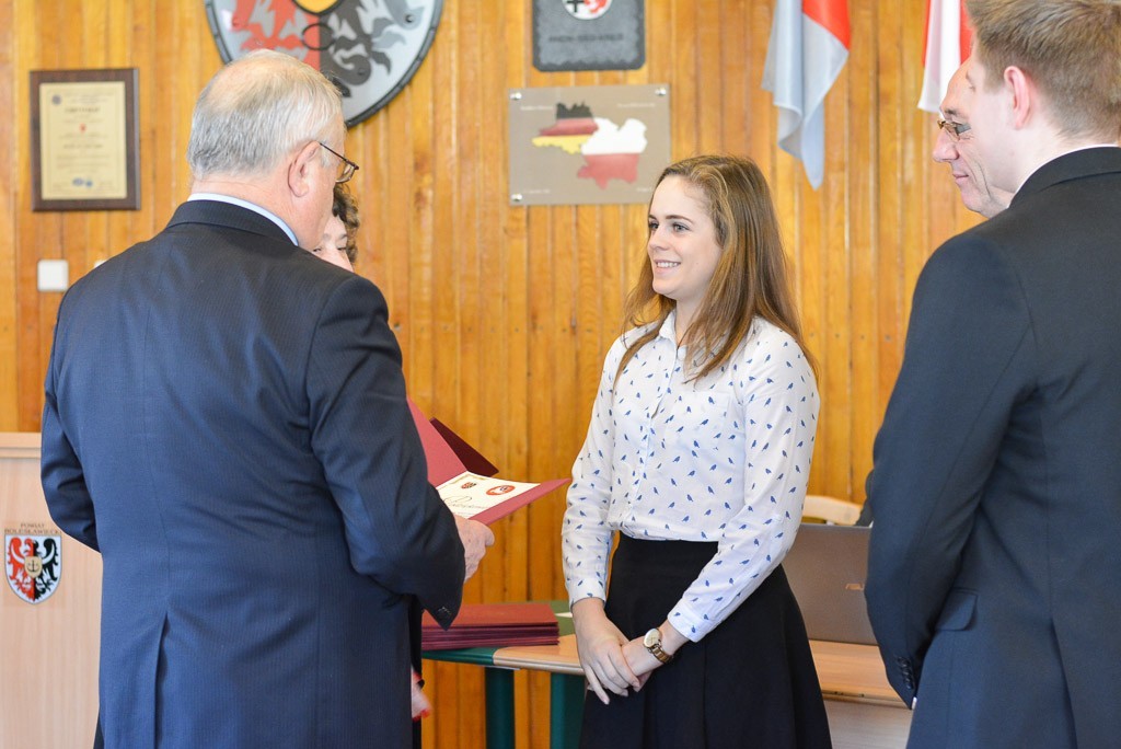 Pomagali przy Opłatku. Wolontariusze z powiatowych szkół uhonorowani