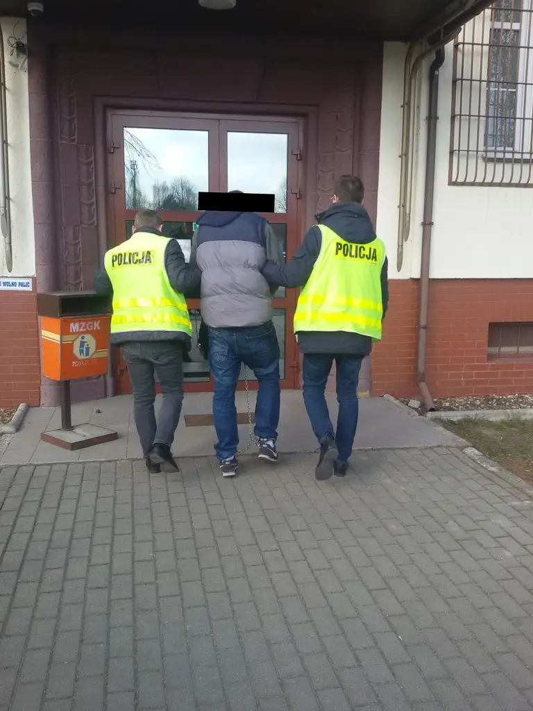 Bez powodu zaatakowali nastolatków w centrum miasta. Jest areszt