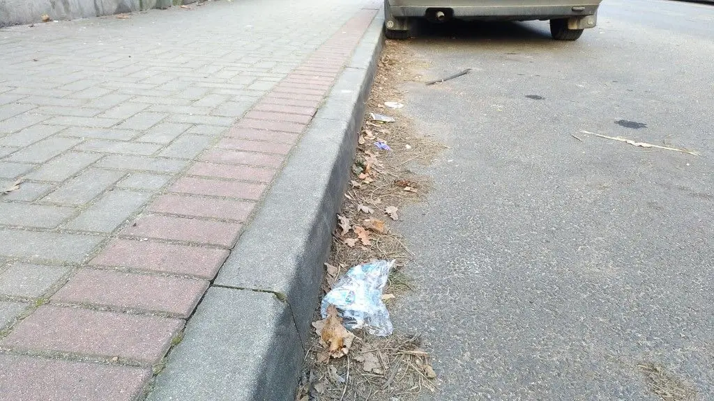 Брудно на вулиці Дєці Вжесьні