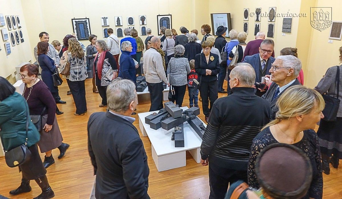 Wyjątkowa wystawa w Muzeum Ceramiki. „Dwie drogi – Bronisław Wolanin i Edward Roguszczak”