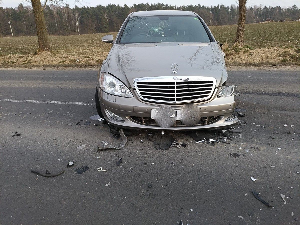 Wypadek koło Brzeźnika. Jedna osoba ranna