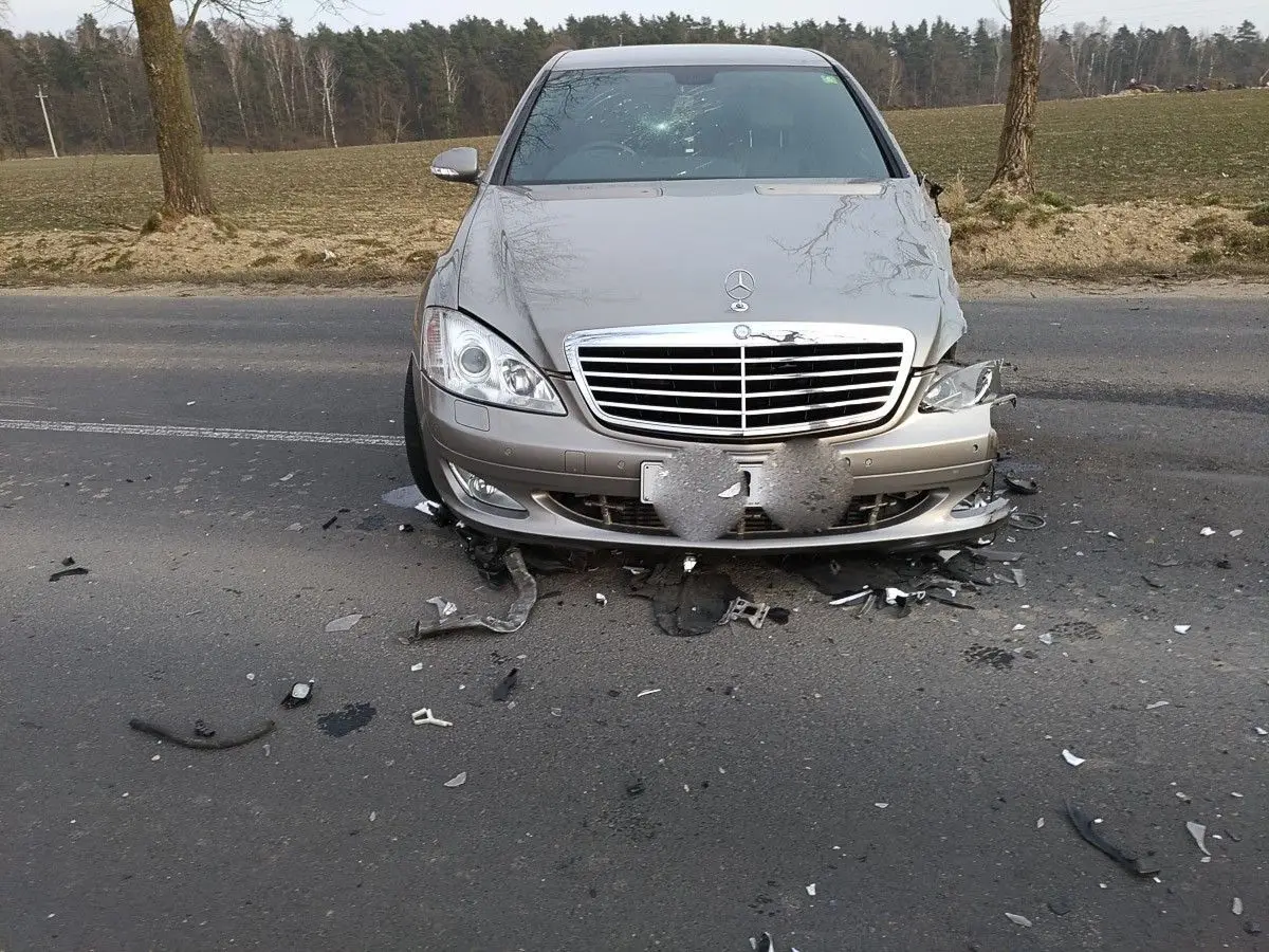 Wypadek koło Brzeźnika. Jedna osoba ranna