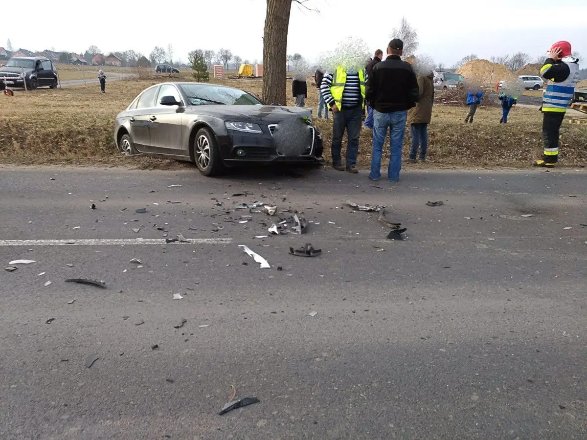 Wypadek koło Brzeźnika. Jedna osoba ranna
