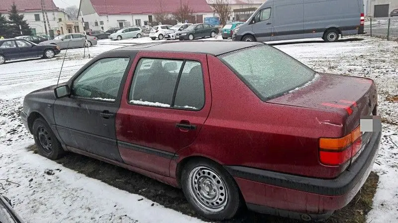 Odzyskali kradzione auto. 49-letni paser w rękach policji